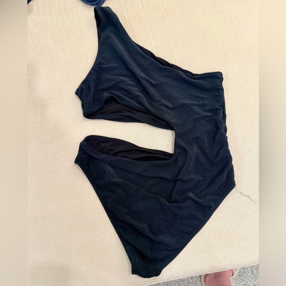 Beach Riot Celine Ribbed One-Piece Swimsuit - Picture 5 of 7